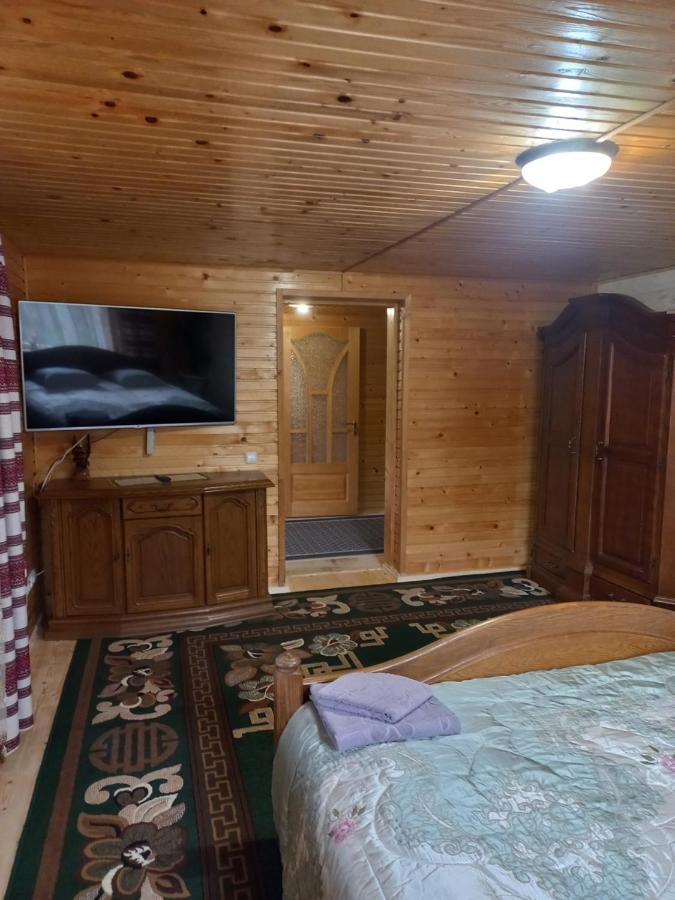 Садиба Федорчуків За Рікою Şeşorî Exterior foto